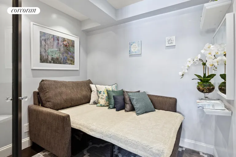 New York City Real Estate | View 220 Madison Avenue, 10E | Bedroom | View 4