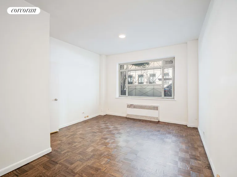 New York City Real Estate | View 4 East 89th Street, 1C | Office/Consult | View 4