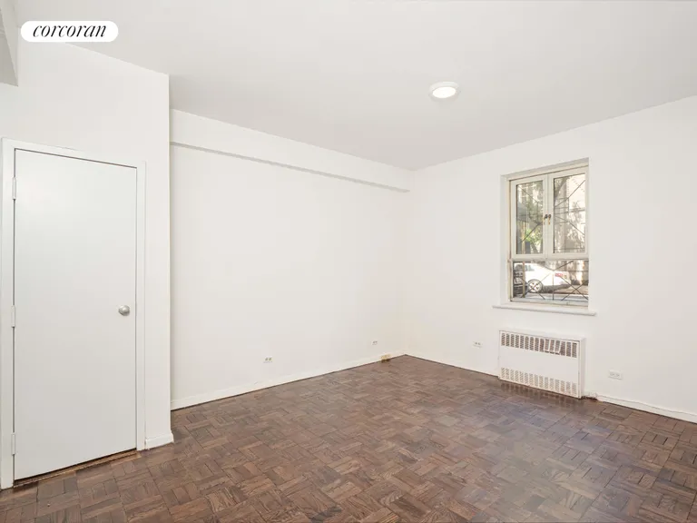 New York City Real Estate | View 4 East 89th Street, 1C | Office/Consult | View 6