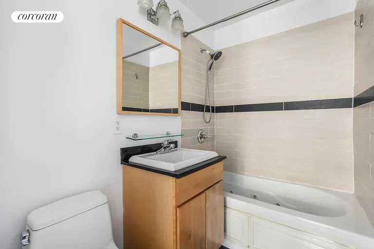 New York City Real Estate | View 2155 Daly Avenue, 4A | room 3 | View 4