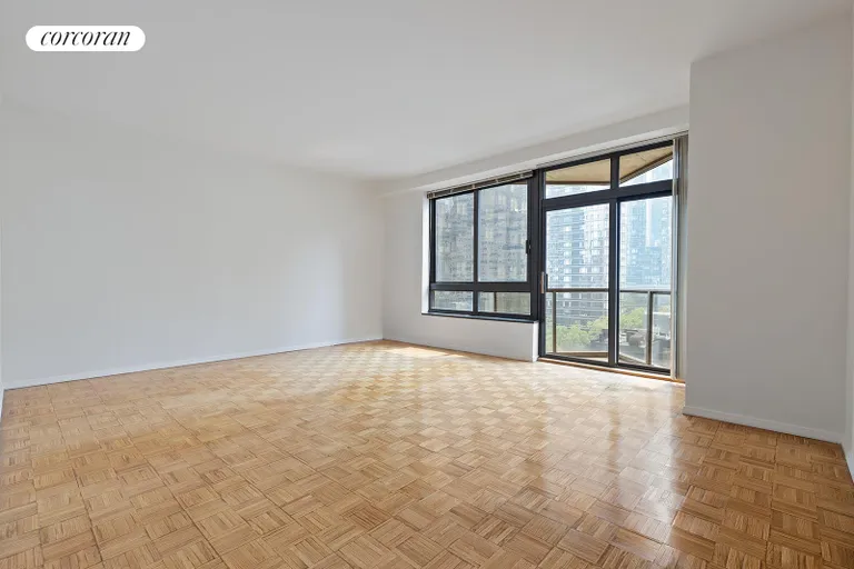 New York City Real Estate | View 100 United Nations Plaza, 11D | 1 Bed, 1 Bath | View 1