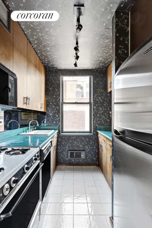 New York City Real Estate | View 222 West 14th Street, 10B | Kitchen | View 6