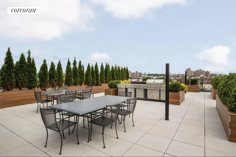 New York City Real Estate | View 2100 Bedford Avenue, 2L | room 8 | View 9