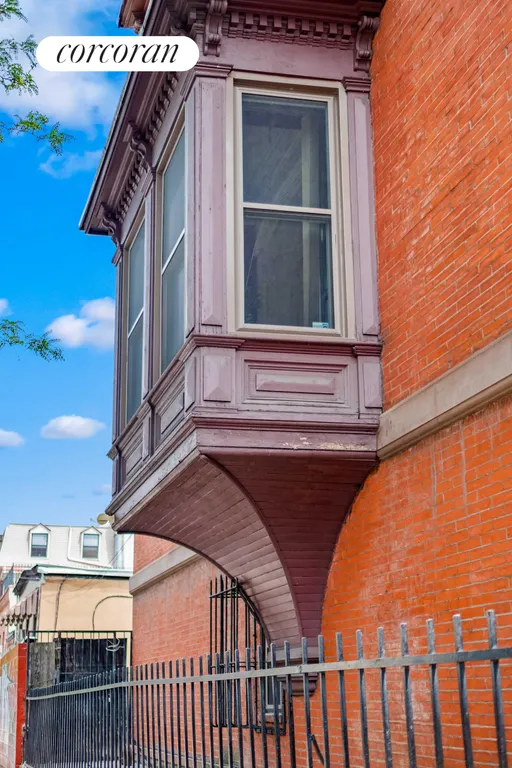 New York City Real Estate | View 267 Macon Street | room 5 | View 6