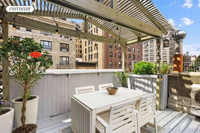 New York City Real Estate | View 259 West 85th Street, 6 | Terrace Dining | View 6