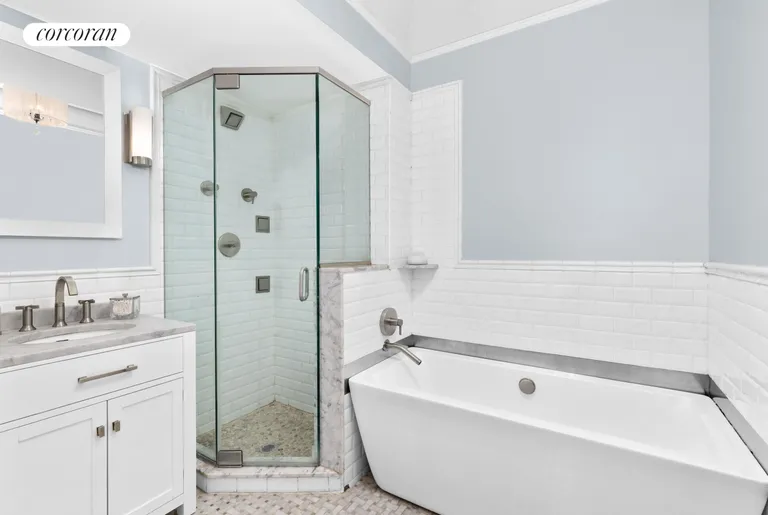 New York City Real Estate | View 259 West 85th Street, 6 | Full Bathroom | View 9