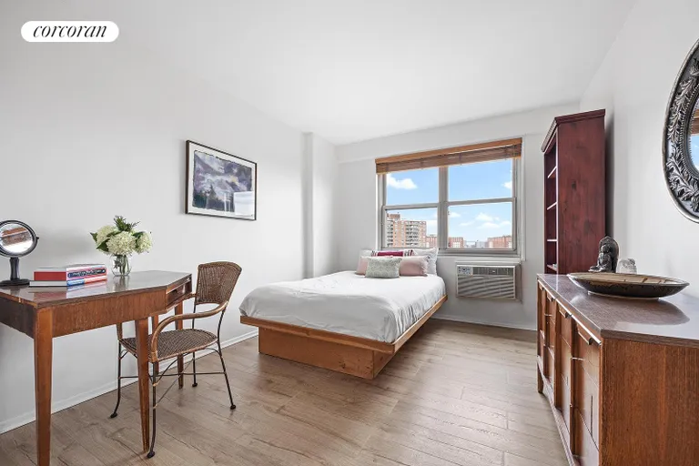 New York City Real Estate | View 460 Neptune Avenue, 18R | room 6 | View 7