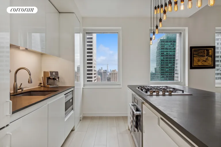 New York City Real Estate | View 70 West 45th Street, PH2 | room 6 | View 7