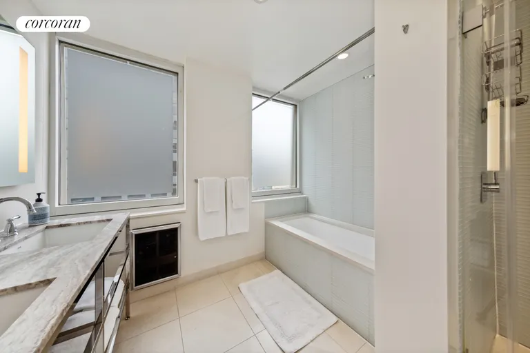 New York City Real Estate | View 70 West 45th Street, PH2 | room 9 | View 10