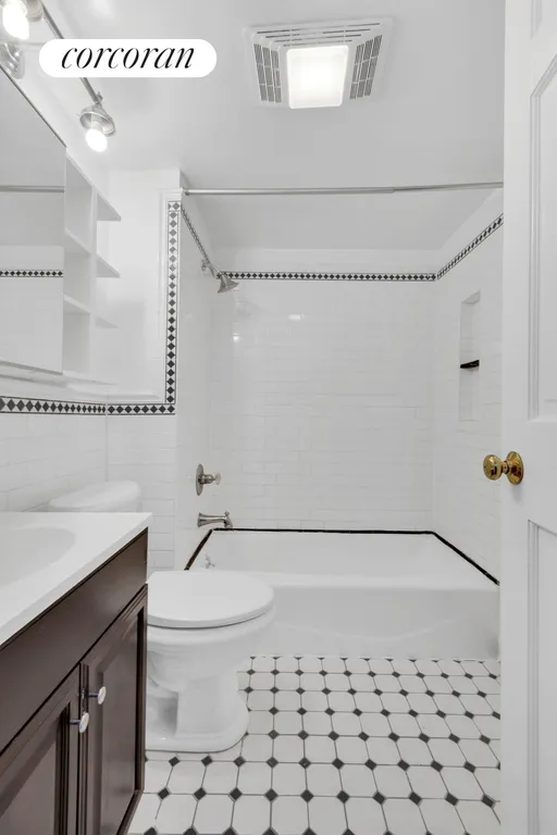New York City Real Estate | View 579 5th Street, 2 | Full Bathroom | View 8