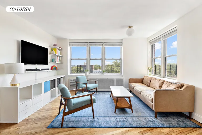 New York City Real Estate | View 207 Ocean Parkway, 7A | 2 Beds, 2 Baths | View 1