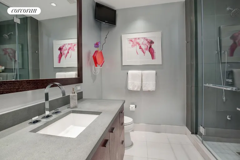 New York City Real Estate | View 33 West 56th Street, 4A | Master Bathroom | View 8