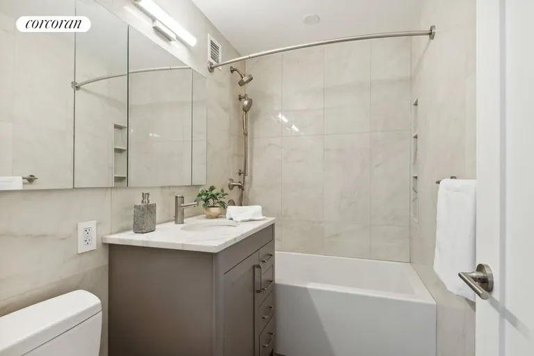 New York City Real Estate | View 531 Main Street, 311 | Primary Bathroom | View 5