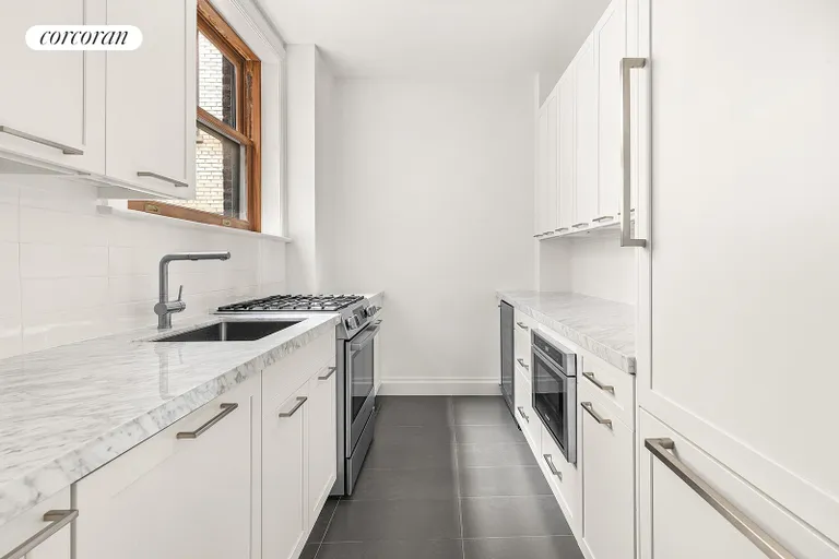 New York City Real Estate | View 527 West 110th Street, 76 | Kitchen | View 2