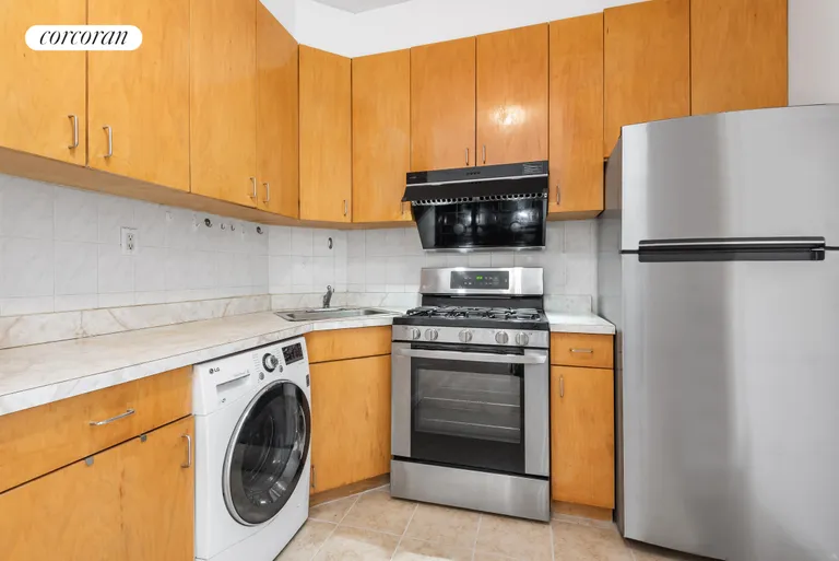 New York City Real Estate | View 422 49th Street, 4F | room 11 | View 12
