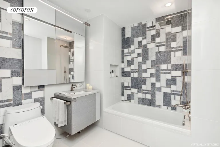 New York City Real Estate | View 138 Willoughby Street, 63H | Full Bathroom | View 8