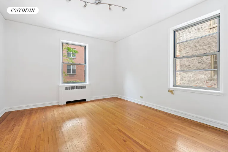 New York City Real Estate | View 120 Bennett Avenue, 2A | room 6 | View 7