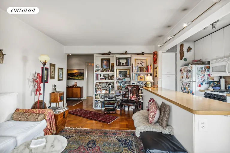 New York City Real Estate | View 100 Remsen Street, 7G | room 3 | View 4