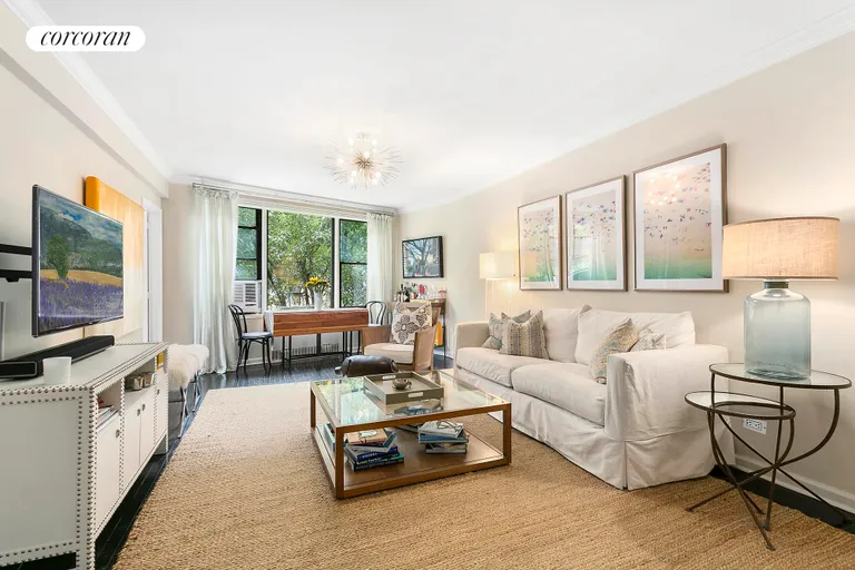 New York City Real Estate | View 30 East 9th Street, 4D | 2 Beds, 1 Bath | View 1