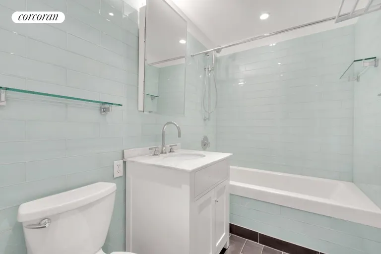 New York City Real Estate | View 310 West 52Nd Street, TH/2 | Bathroom | View 5