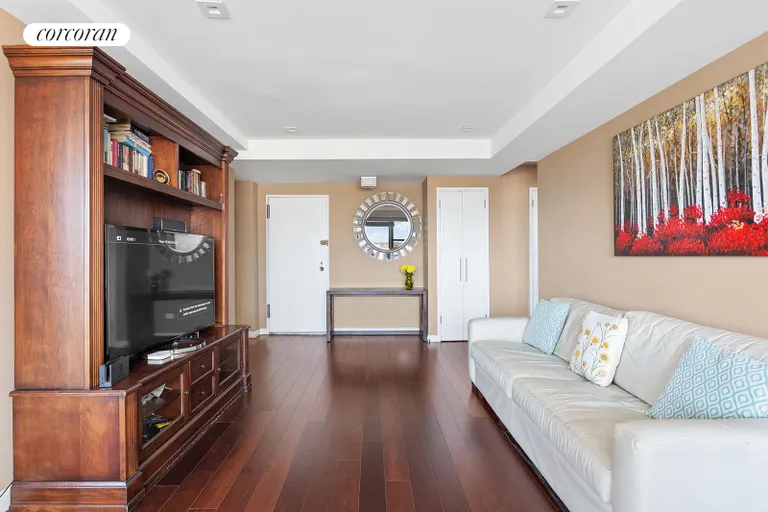 New York City Real Estate | View 460 East 79th Street, 17F | room 2 | View 3