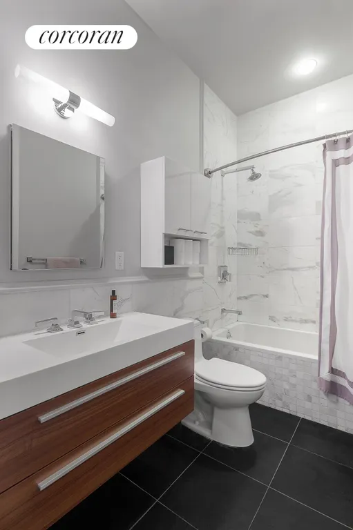 New York City Real Estate | View 58 Strong Place, 3B | Full Bathroom | View 8