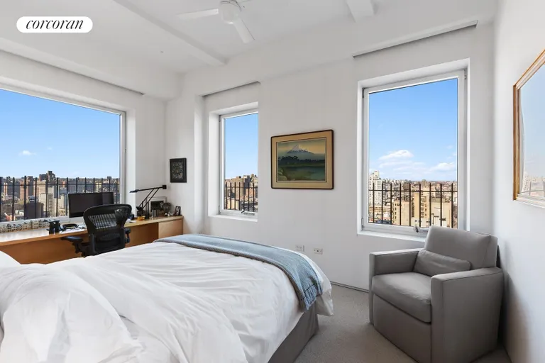 New York City Real Estate | View 444 Central Park West, 19B | room 9 | View 10