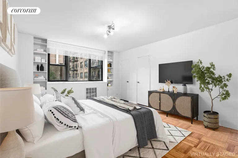 New York City Real Estate | View 315 East 72Nd Street, 4M | room 4 | View 5