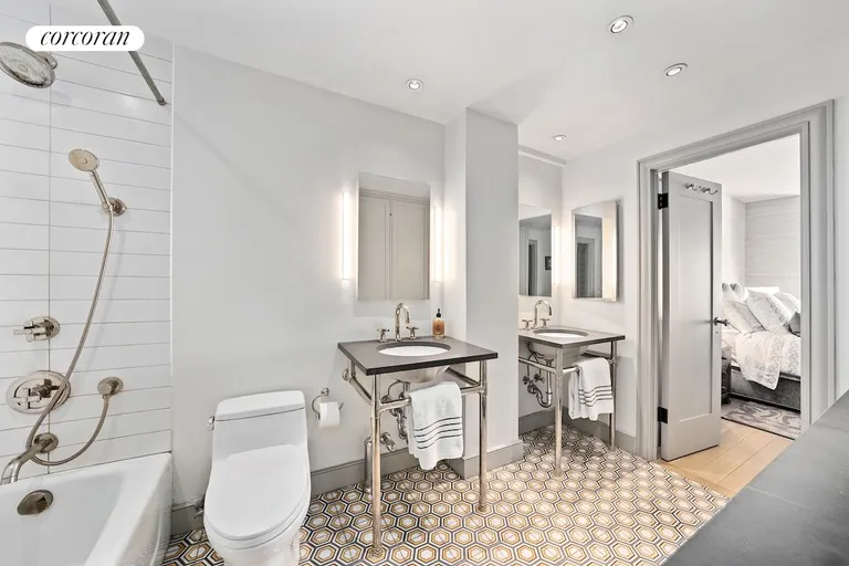 New York City Real Estate | View 20 East 74th Street, 7E | room 7 | View 8