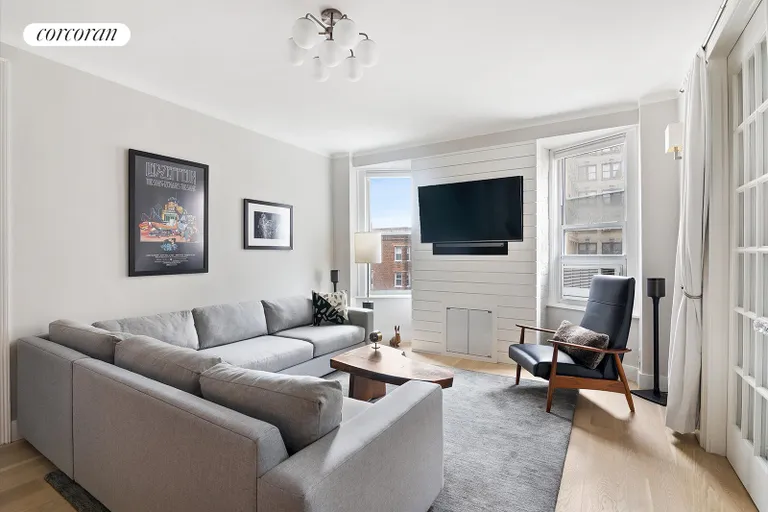 New York City Real Estate | View 302 West 79th Street, 5CF | 3 Beds, 2 Baths | View 1