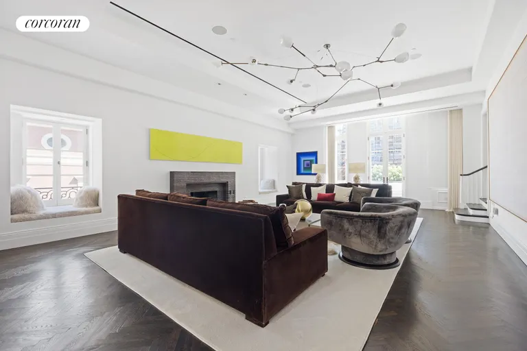 New York City Real Estate | View 3 East 95th Street, PH | room 4 | View 5