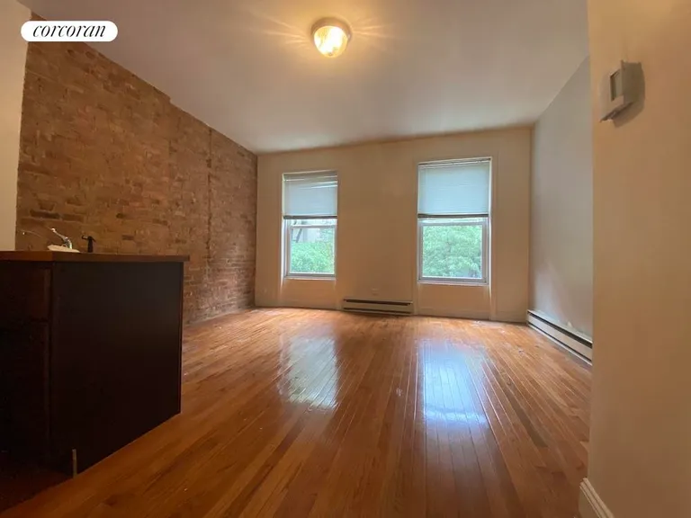 New York City Real Estate | View 222 East 50th Street, 3B | room 3 | View 4
