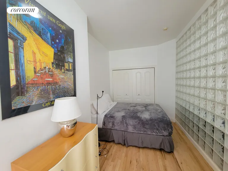 New York City Real Estate | View 344 East 51st Street | room 2 | View 3