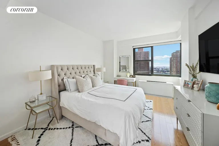 New York City Real Estate | View 340 East 93rd Street, 30I | room 3 | View 4