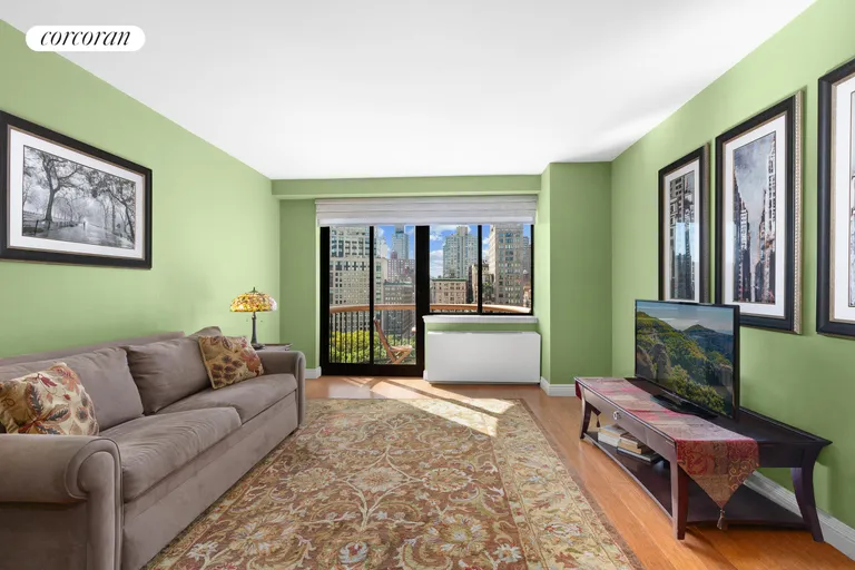 New York City Real Estate | View 45 East 25th Street, 17A | 1 Bed, 1 Bath | View 1