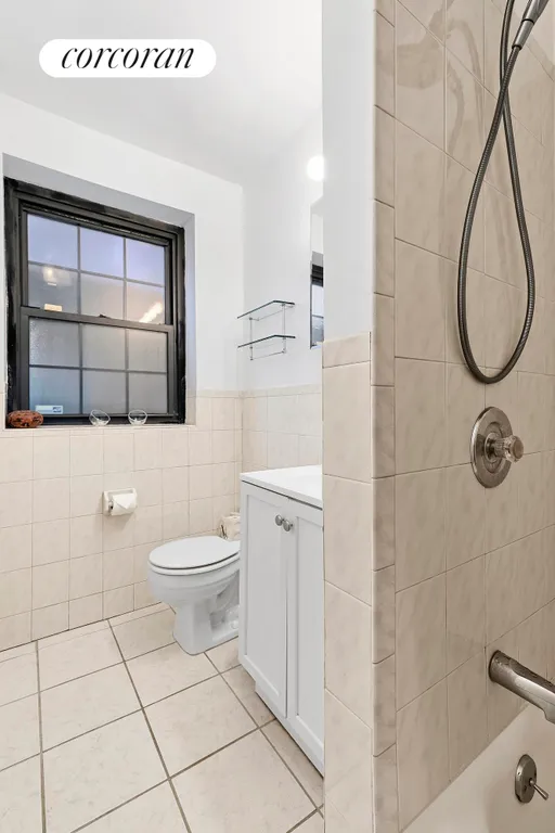 New York City Real Estate | View 50 Park Terrace West, 1B | Full Bathroom | View 5
