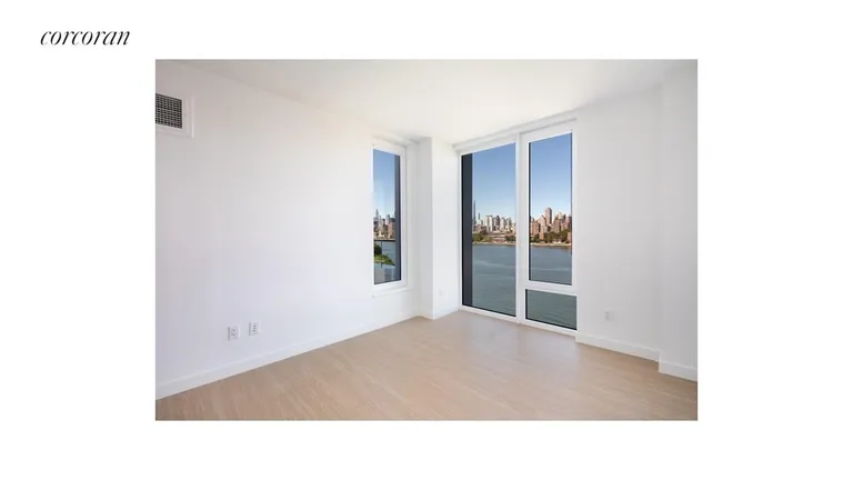 New York City Real Estate | View 30-77 Vernon Boulevard, PH702E | room 33 | View 34
