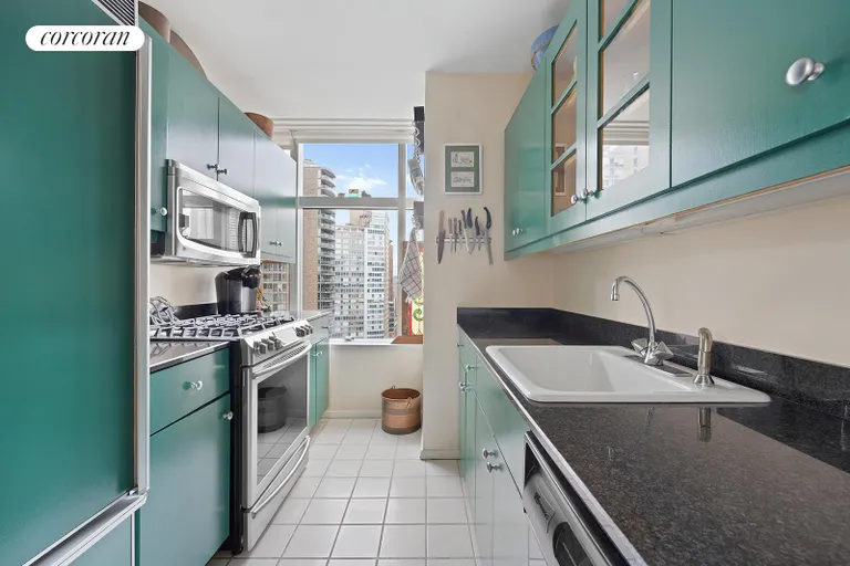 New York City Real Estate | View 160 West 66th Street, 21D | Kitchen | View 4