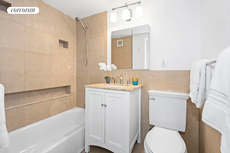 New York City Real Estate | View 266 West 115th Street, 6A | Primary Bathroom | View 8