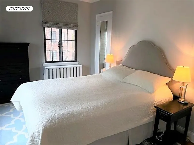 New York City Real Estate | View 333 East 43rd Street, 820 | Bedroom | View 6