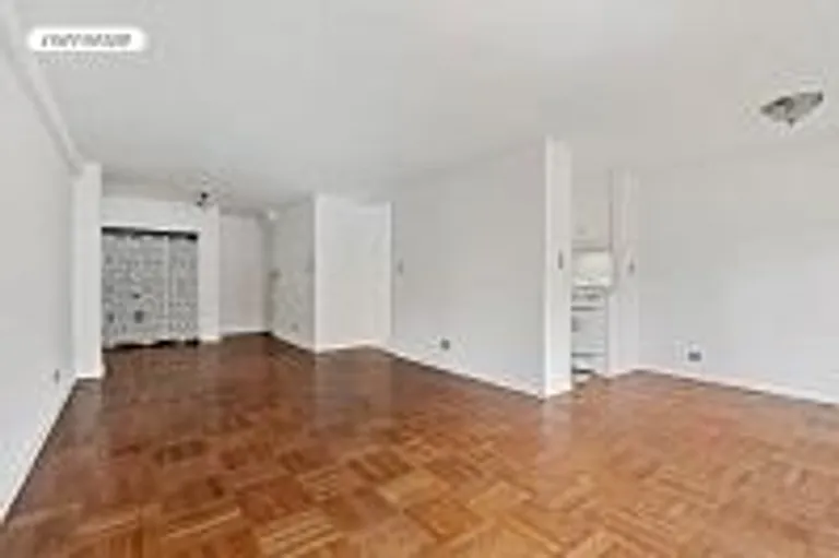 New York City Real Estate | View 347 East 53rd Street, 7D | room 7 | View 8
