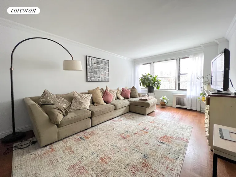 New York City Real Estate | View 333 East 34th Street, 5N | 1 Bed, 1 Bath | View 1
