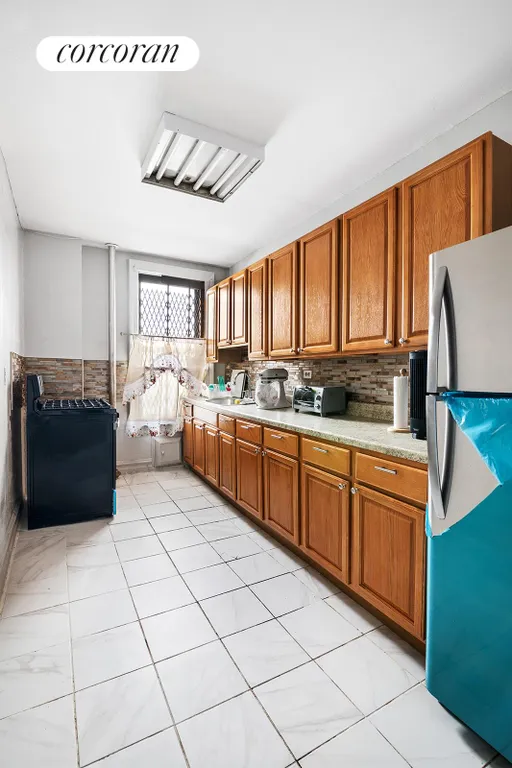 New York City Real Estate | View 421 Crown Street, 11R | room 5 | View 6