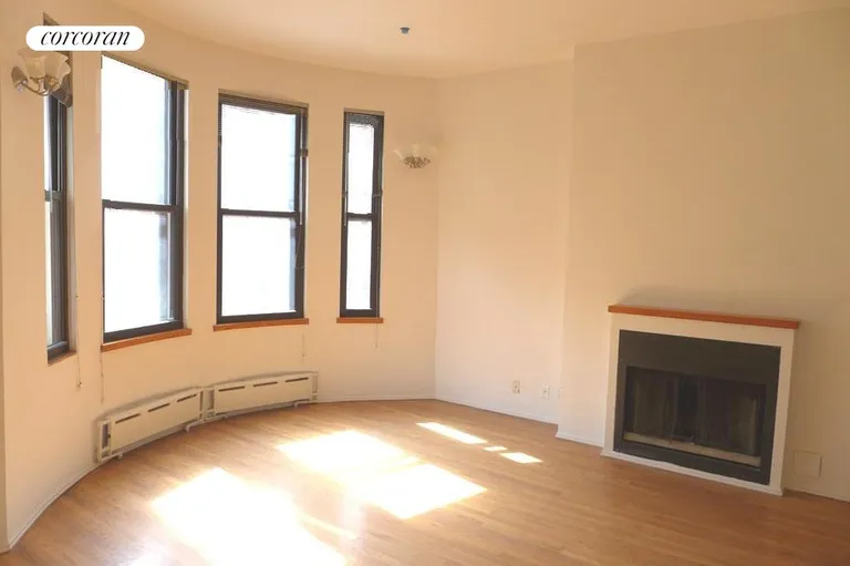 New York City Real Estate | View 139 West 81st Street, 1 | room 3 | View 4