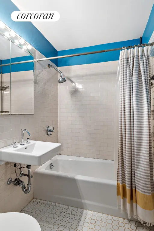 New York City Real Estate | View 111 Morton Street, 1B | Full Bathroom | View 8