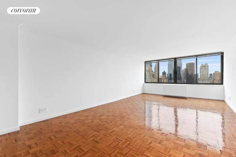 New York City Real Estate | View 800 Fifth Avenue, 8E | room 1 | View 2