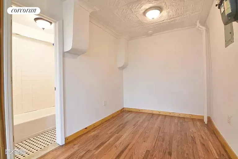 New York City Real Estate | View 129 Columbia Street, 2F | room 2 | View 3