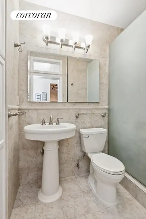 New York City Real Estate | View 350 Albany Street, 5C | Full Bathroom | View 8