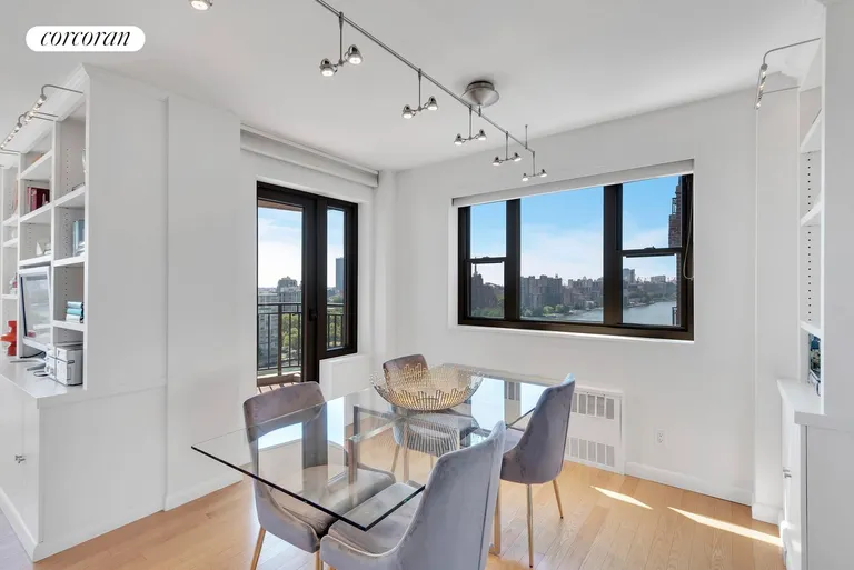 New York City Real Estate | View 55 East End Avenue, 15A | room 5 | View 6