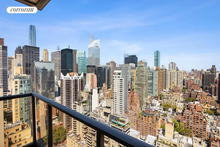 New York City Real Estate | View 100 United Nations Plaza, 35D | NW skyline views | View 16
